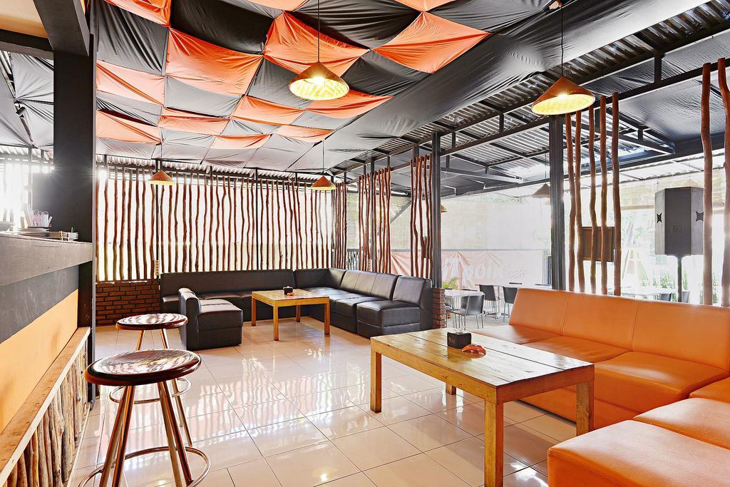 Zen Rooms Riau Natuna Bandung Eksteriør bilde