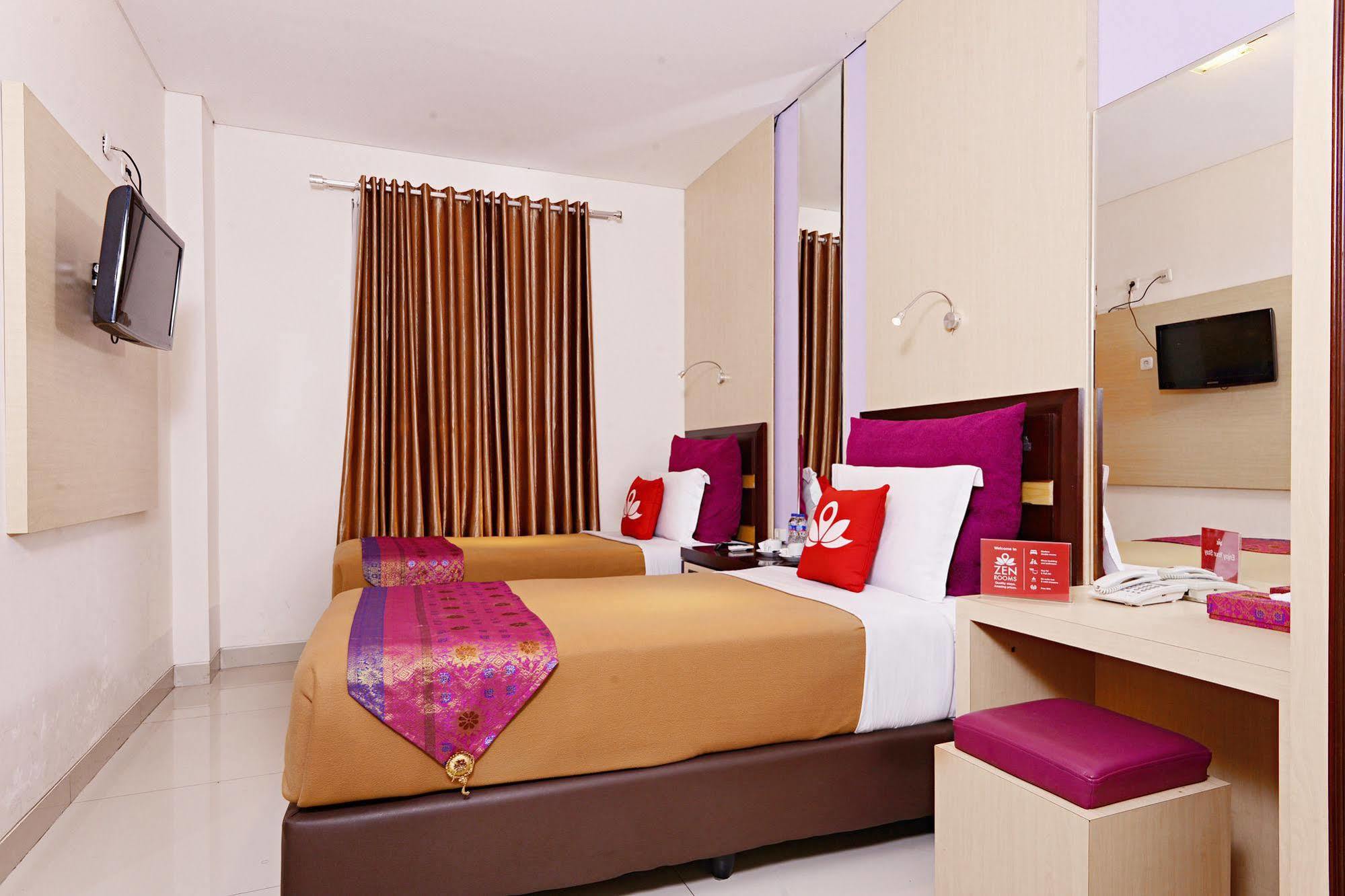 Zen Rooms Riau Natuna Bandung Eksteriør bilde