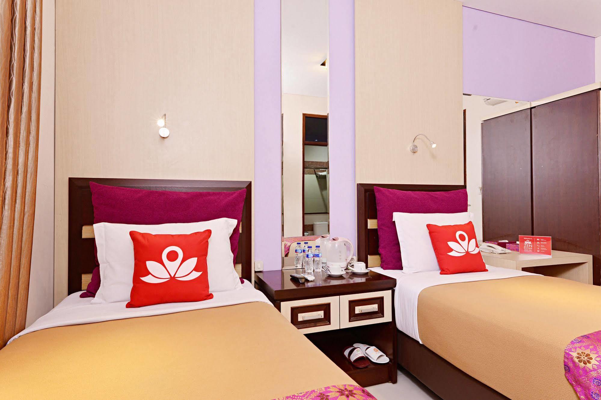 Zen Rooms Riau Natuna Bandung Eksteriør bilde